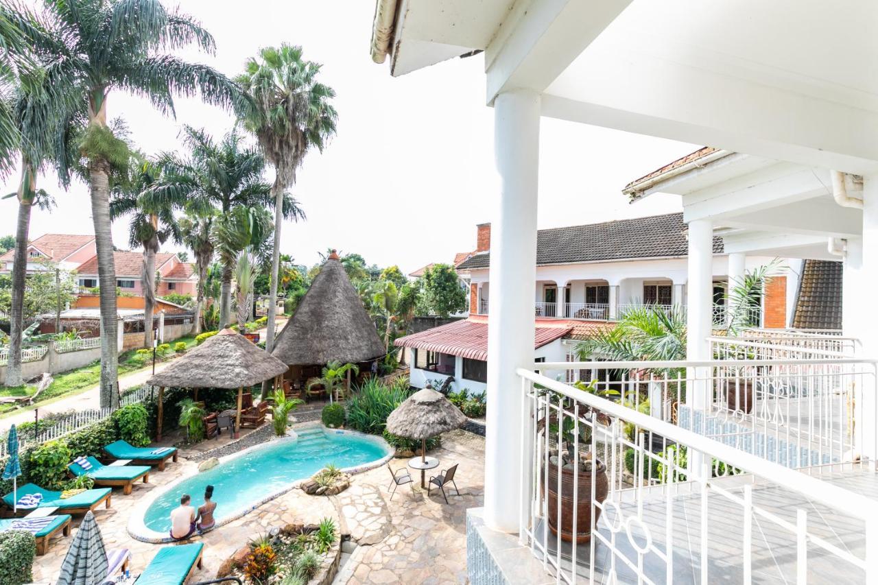 2 Friends Beach Hotel Entebbe Exterior photo