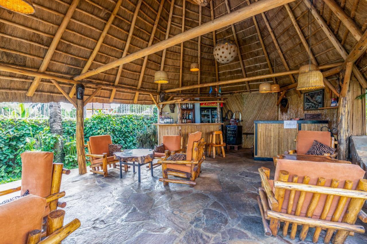 2 Friends Beach Hotel Entebbe Exterior photo
