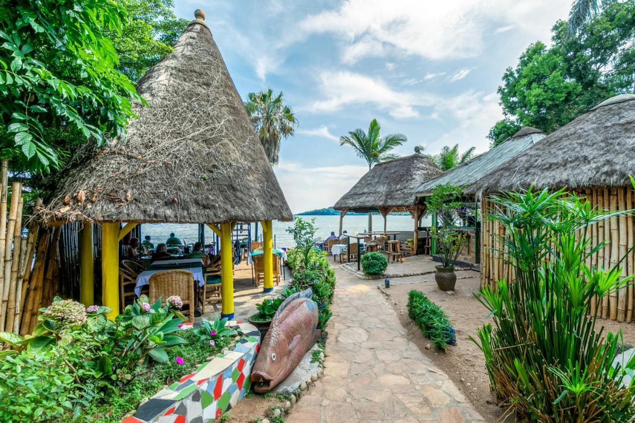 2 Friends Beach Hotel Entebbe Exterior photo