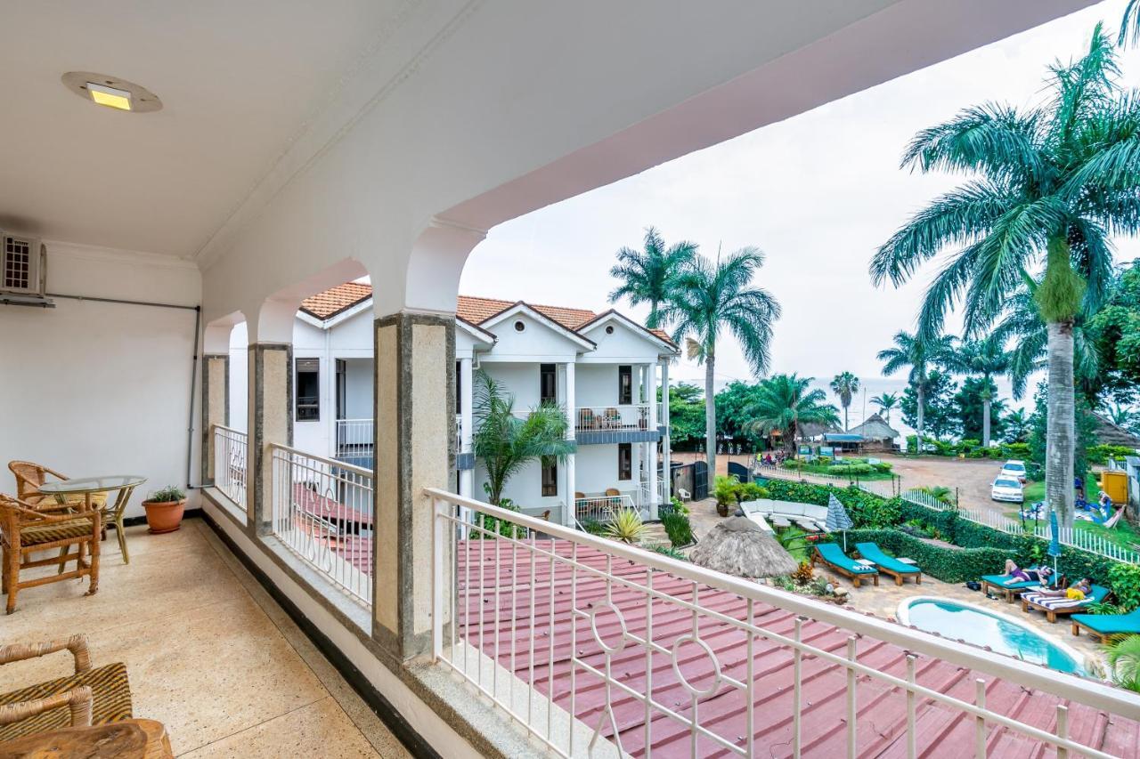2 Friends Beach Hotel Entebbe Exterior photo