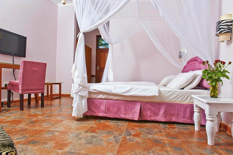 2 Friends Beach Hotel Entebbe Exterior photo