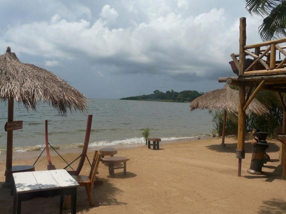 2 Friends Beach Hotel Entebbe Exterior photo