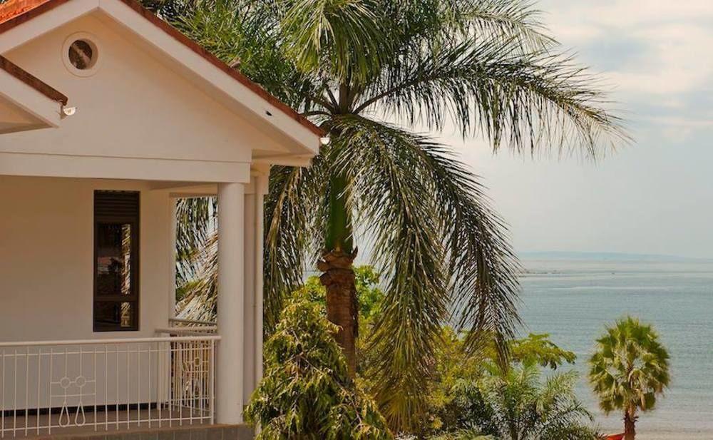 2 Friends Beach Hotel Entebbe Exterior photo